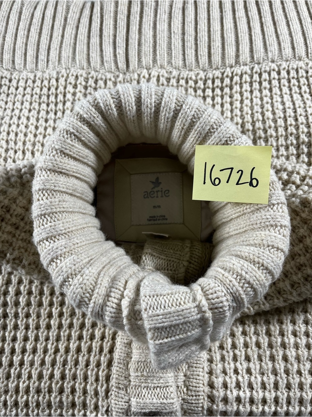 Aerie Large Knit Beige Button-Front Women's Sweater Cardigan Size Medium Pockets - Picture 14 of 14